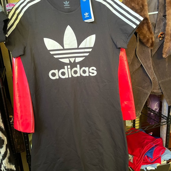 Adidas black and white junior XL pickleball dress 31.5 chest new with tags - Picture 9 of 9